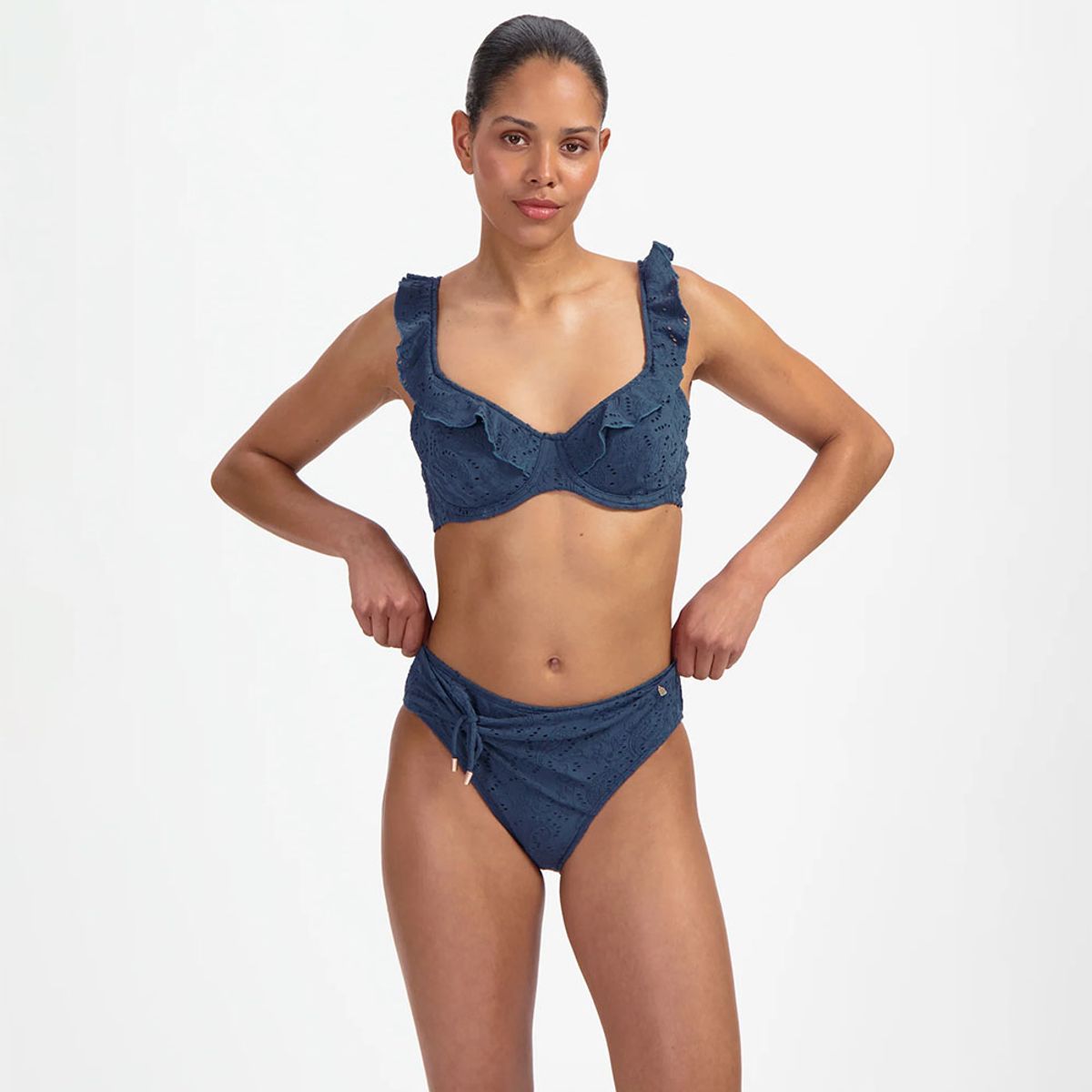 Beachlife Nightsky Embroidery Fullcup Bikinitopp
